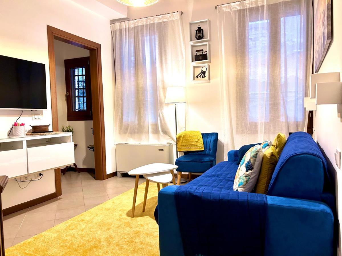 Central Flat Romantic Domus Remedio Venice Exterior photo