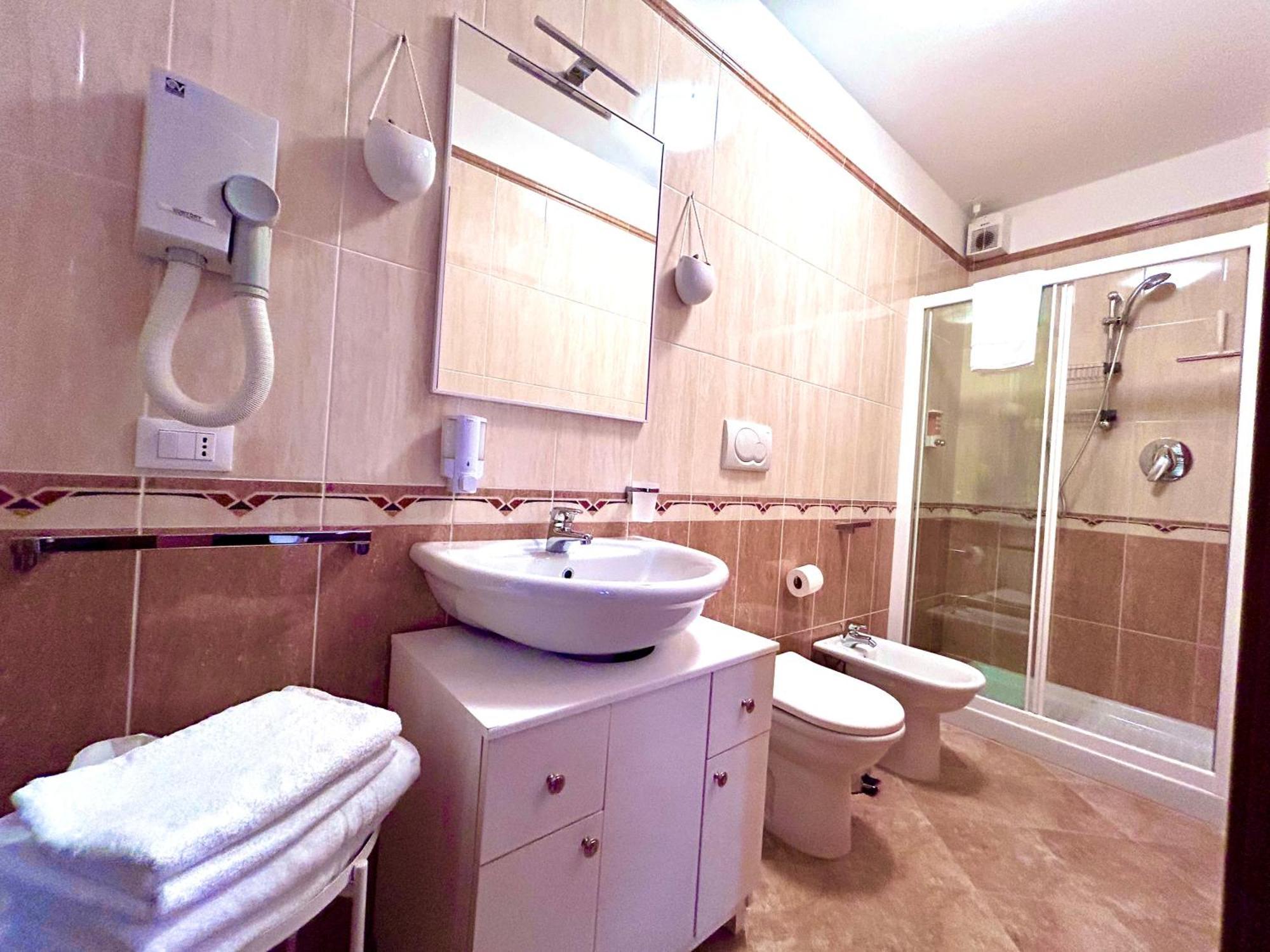 Central Flat Romantic Domus Remedio Venice Exterior photo